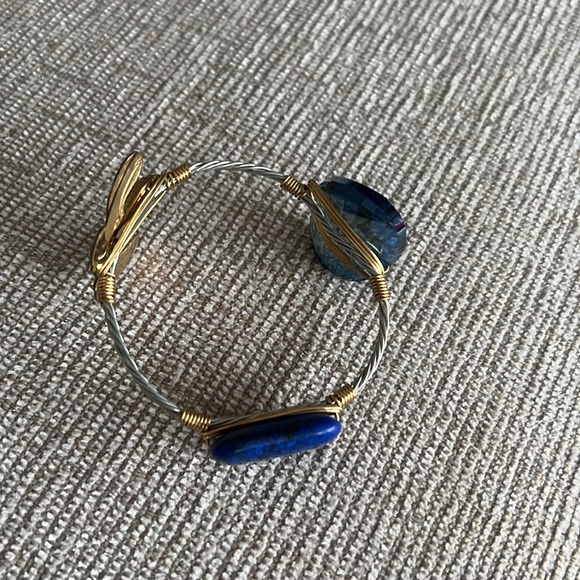 ‘Bee’ silver and gold tone bracelet with blue stone and blue glass - Picture 5 of 5